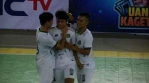 WOW! Gol Salto Dari Bintang Timus Surabaya