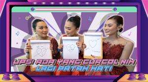 Ups! Ada Yang Curcol Nih Lagi Patah Hati