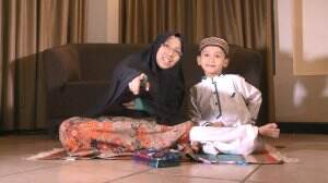 Tips dan Trik menghafal Al-Qur'an untuk anak yang super aktif dari Bunda Falah, patut di coba nih!