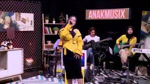 Ngarap Bareng Weni Di Lagu Halau