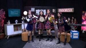 Fill In The Blank With JKT48 Acoustic