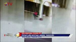 Pembobol Dua Kotak Amal Berisi Uang 2 Juta Rupiah di Masjid Maros, Sulawesi Selatan Terekam CCTV
