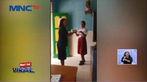 Peringatan Hari Guru, Para Siswa Bikin Kejutan