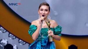 Duo Sejoli Igun Dan Ruben Onsu Bacakan Nominasi Penyanyi Dangdut Terpopuler - Anugerah Dangdut Indonesia 2020