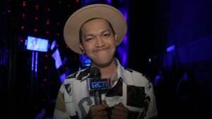 Dery Dapat Pujian Langsung Dari Penyanyi Aslinya