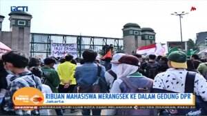 Tolak UU KPK dan RUU KUHP, Ribuan Mahasiswa Demo di Depan Gedung DPR