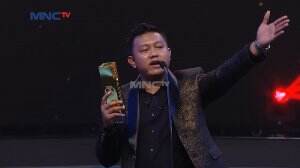 Selamat, Denny Caknan Sabet Gelar Penyanyi Terambyar Pria Terbaik - Ambyar Awards 2020