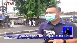 Laskar FPI dan Simpatisan Jaga Kediaman Rizieq Shihab saat Pemanggilan Kedua Polda