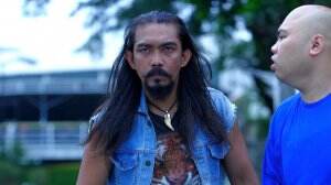 Koh Reng Bikin Suasana Bang Gondrong Panas - Amanah Wali 4 Eps. 295