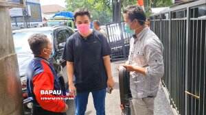 Pak Slamet Malah Belanja Banyak di Bandung