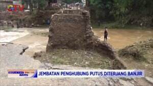 Jembatan Penghubung Antar Desa Putus Di Terjang Banjir Bandang
