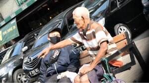Niat Mau Pulang, Malah Di Ajak Ngobrol Lagi