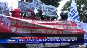 Buruh Berunjuk Rasa