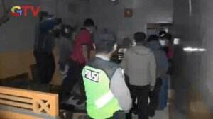Warung di Jawa Timur Digerebek Dipakai Untuk Pesta Miras