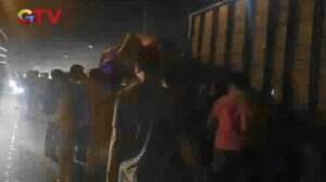 Ugal-Ugalan, Tabrakan Truk dan Mobil Angkut Sayur Sebabkan Kernet Tewas
