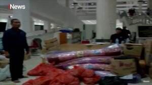 Pasca Banjir, 750 Pengungsi Masih Berada Pelataran Masjid Raya Hasim Asyari