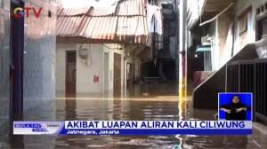 Pemukiman Warga Di Kebon Pala, Jakarta Timur Terendam Banjir