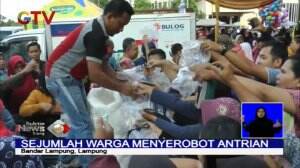 Antrean Gula Murah Berujung Ricuh Para Ibu-Ibu di Bandar Lampung