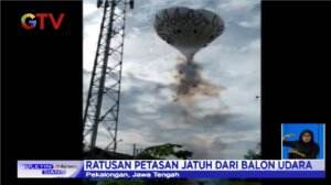 Ratusan Petasan Jatuh Dari Balon Udara
