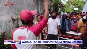 Warga Tak Berkupon Paksa Minta Daging