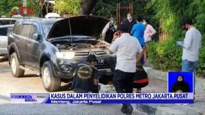 Dilempar Bom, Mesin dan Kap Mobil Terparkir Meledak