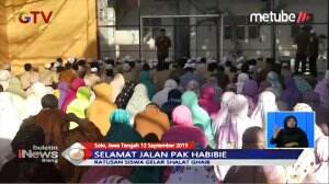 Ratusan Siswa Gelar Shalat Ghaib