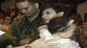 Kisah Cinta Karen Pooroe Dan Arya