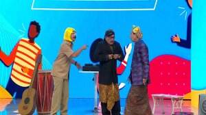 Opie Mengajari Bolot Dan Malih Bernyanyi