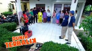 Bu Yola Pamit Dari Ciraos - Dunia Terbalik Eps. 1987-1988