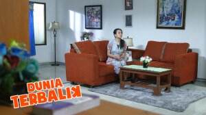 Ceu Atih Kaget Ada Mang Ule Depan Rumah - Dunia Terbalik Eps. 2067-2068