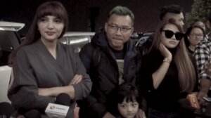 Ashanty dan Anang Ajak Anak Liburan Ke Jepang