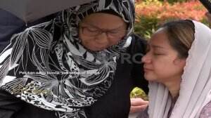 BCL Masih Berlinang Air Mata Saat Ziarah Mendiang Suami