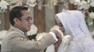 Eddies Adelia Nikah Lagi Dengan Mantan Suaminya Ferry Setiawan