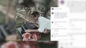 Peringati Ulang Tahun Sang Sahabat, Jedar Berziarah Ke Makam Olga