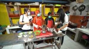 Melihat Proses Pembuatan Abon Cabai - HSB Eps. 91