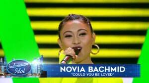 Novia - Bob Marley and The Wailers "Could You Be Loved"