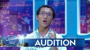 Eusebius Pelajar Yang Percaya Diri Bernyanyi Lagu Jepang