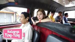 Ayu Ting Ting Ke Pasar Naik Angkot Doang - Keluarga Ting Ting Eps. 3