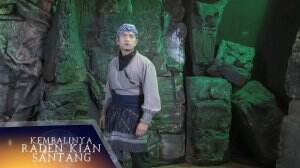 Kian Santang Mencoba Mengambil Tombak Sakti - KRKS Eps. 201