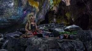 Nyi Blorong Coba Selamatkan Mahesa