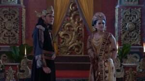 Kian Santang Hampir Tiba Di Padjajaran, Kentring Manik Panik