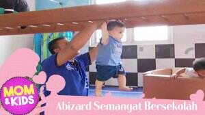 Selvi Kitty Temani Abizard Bersekolah