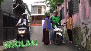 Istri Babe Cabita Ngejar Si Cablak Minta Dia Gak Ambil Orderan Suaminya - Ojolali Eps. 54