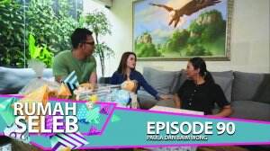 Paula Senang Dikasih Banyak Oleh-Oleh