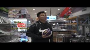 Baim Wong Berburu Peralatan Rumah Tangga