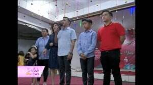 Ruben Rayakan Malam Natal Bersama Keluarga Di Gereja