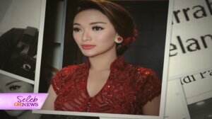 Zaskia Gotik Dilamar Duda Tajir