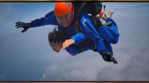Nikita Mirzani Skydiving Dari Ketinggian 10.000 Kaki