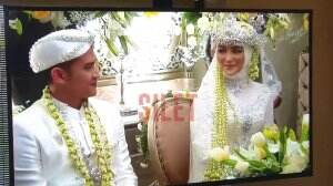 Suasana Haru Pernikahan Citra Kirana Dan Rezky Aditya.