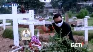 Makam Glenn Fredly Masih Dibanjiri Kerabat Dan Fans